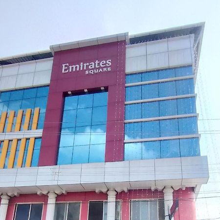 Hotel Emirates Residency Pudunagaram Exterior foto