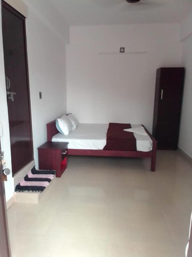 Hotel Emirates Residency Pudunagaram Exterior foto